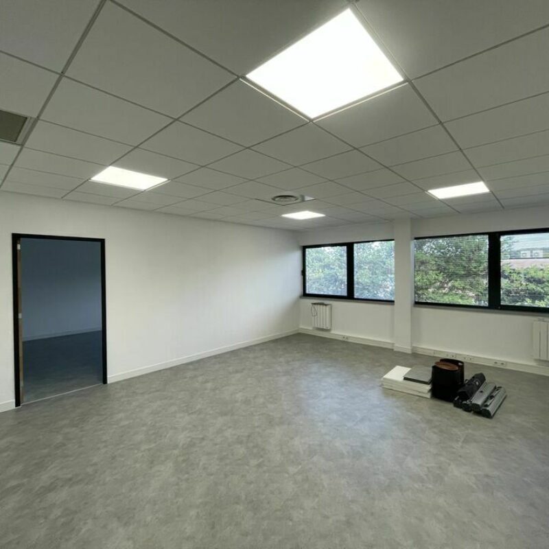 Location - 65 m² - OBERHAUSBERGEN - 2