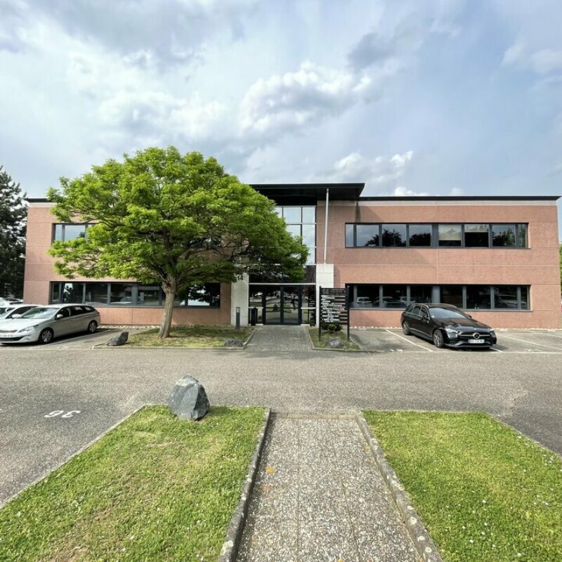 Location - 65 m² - OBERHAUSBERGEN - 1