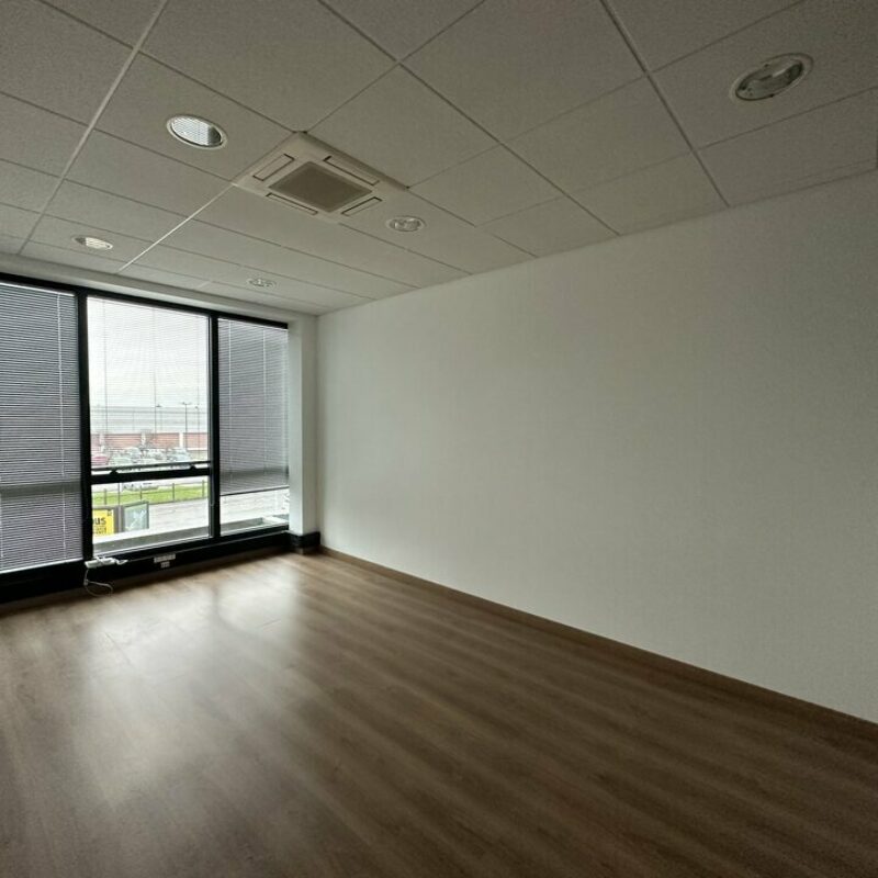 Location - 162 m² - BISCHHEIM - 3