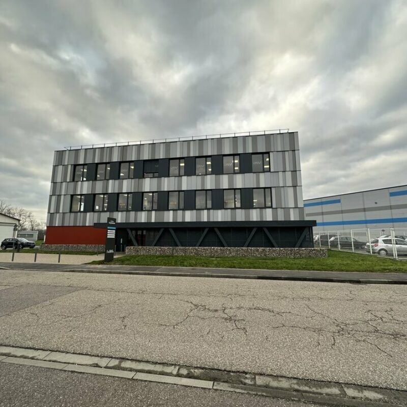 Location - 140 m² - ENTZHEIM - 1