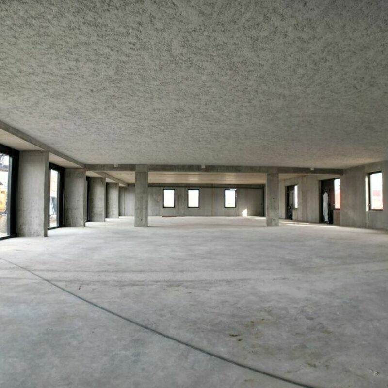 Location - 1253.54 m² - STRASBOURG - 2