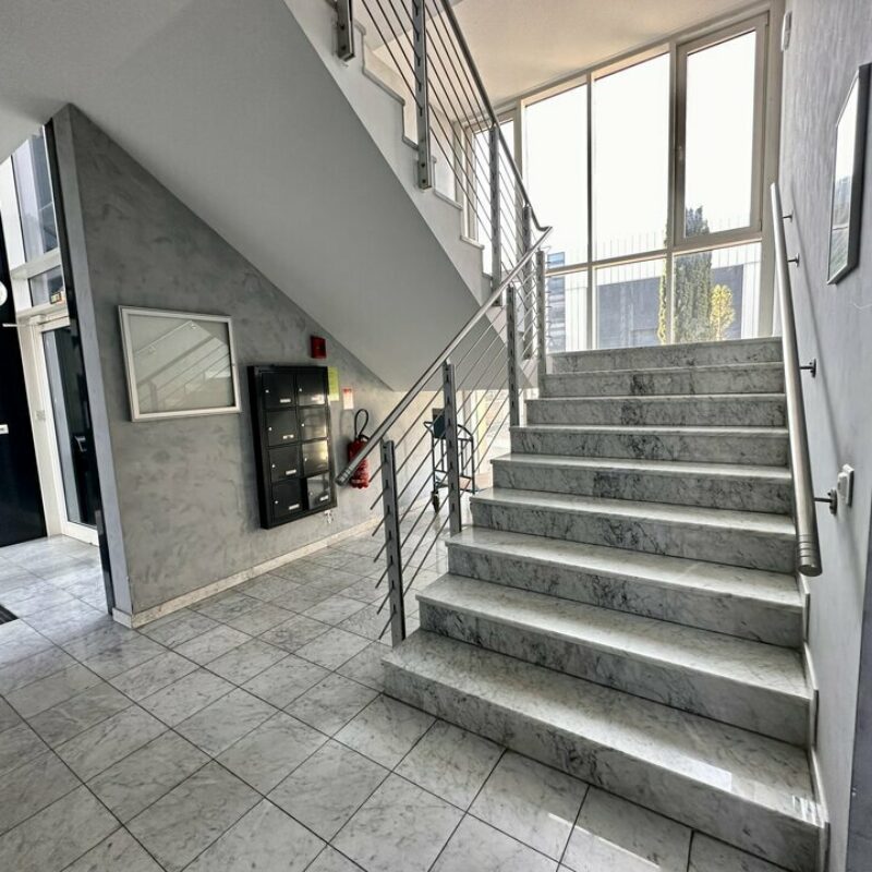 Location - 1272 m² - MUNDOLSHEIM - 2