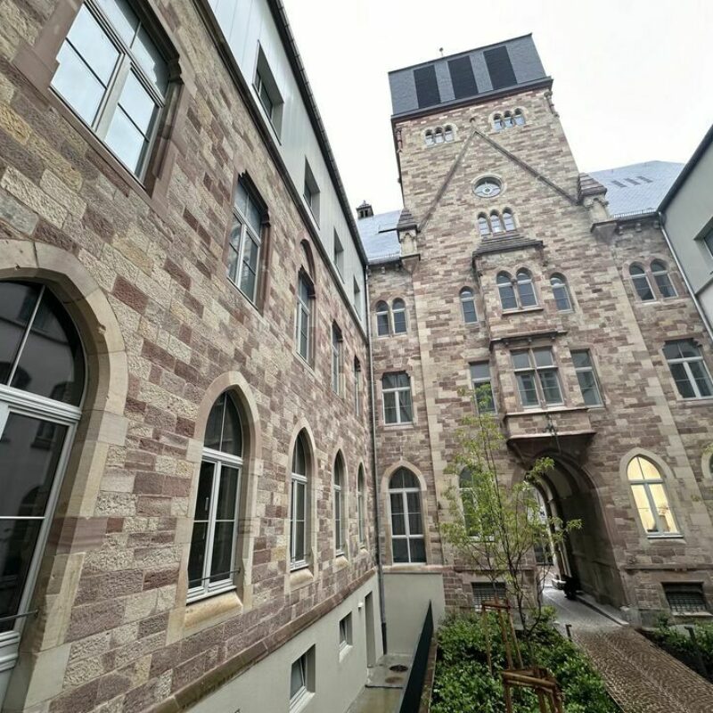 Location - 1200 m² - STRASBOURG - 2