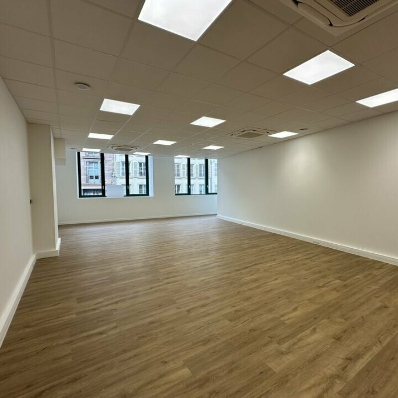 Location - 145 m² - STRASBOURG - 3
