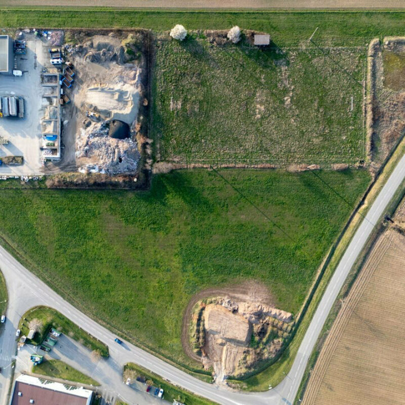 Vente - 8200 m² - SAINT HIPPOLYTE - 3