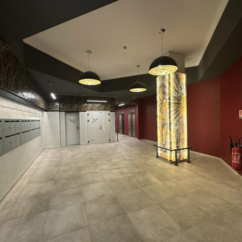 Location - 512 m² - STRASBOURG - 2