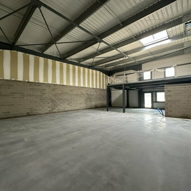 Location - 3012 m² - BERGHEIM - 4