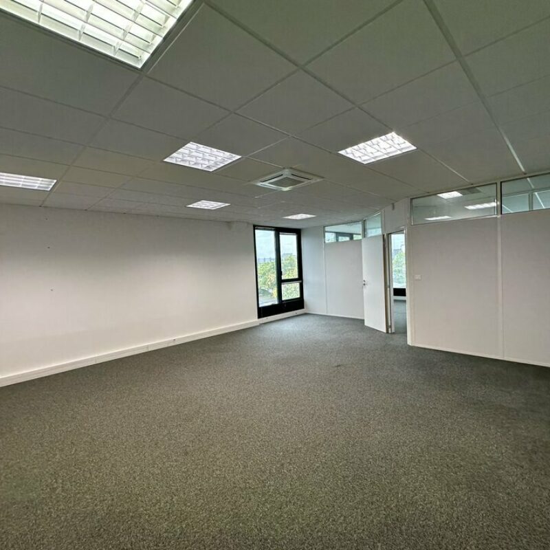 Location - 203 m² - ENTZHEIM - 4