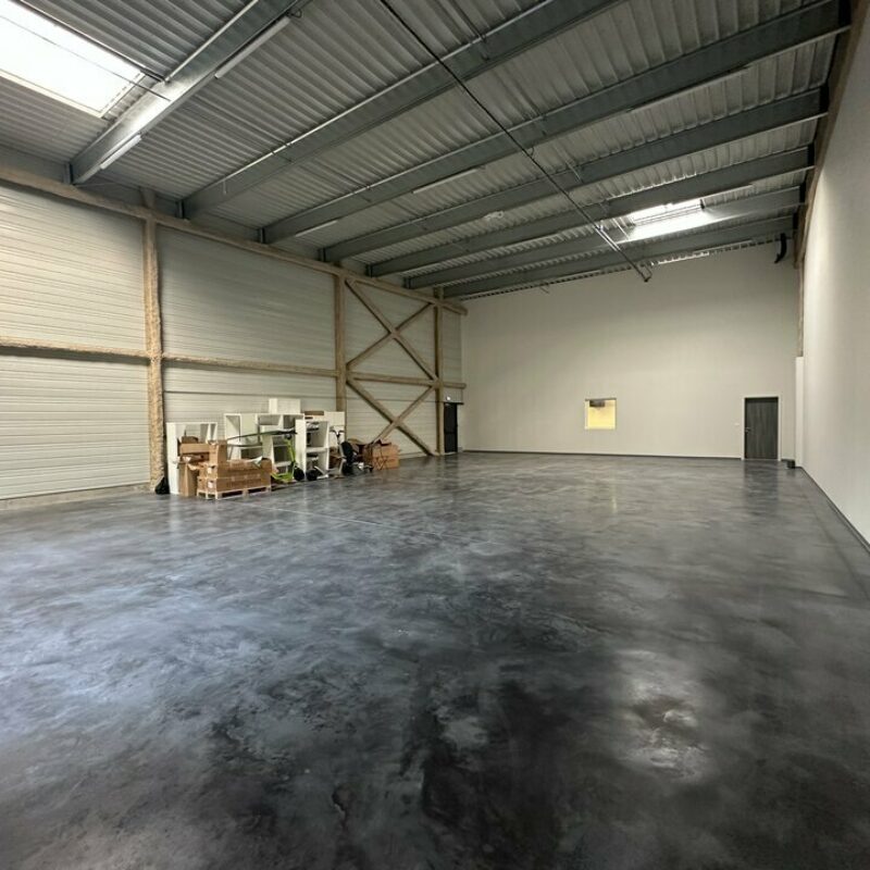 Location - 410 m² - BRUMATH - 4