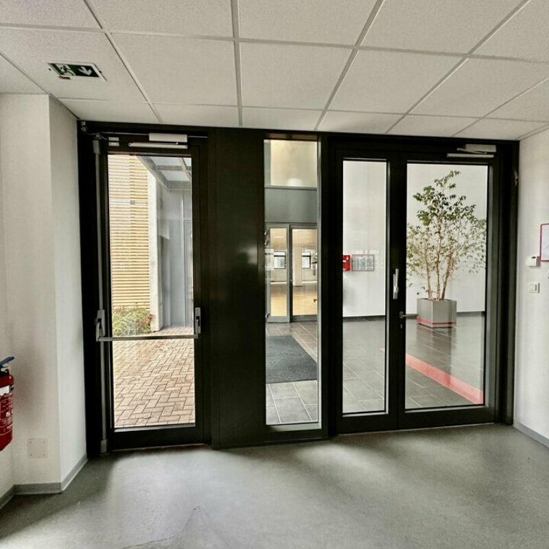 Vente - 759 m² - SCHILTIGHEIM - 2