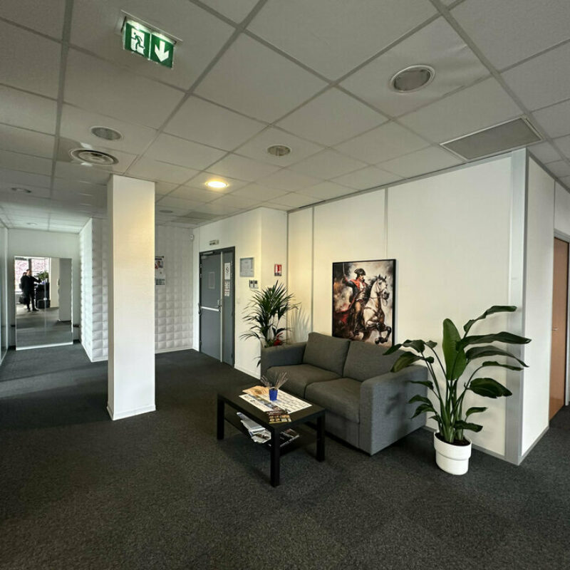 Location - 216 m² - SCHILTIGHEIM - 3