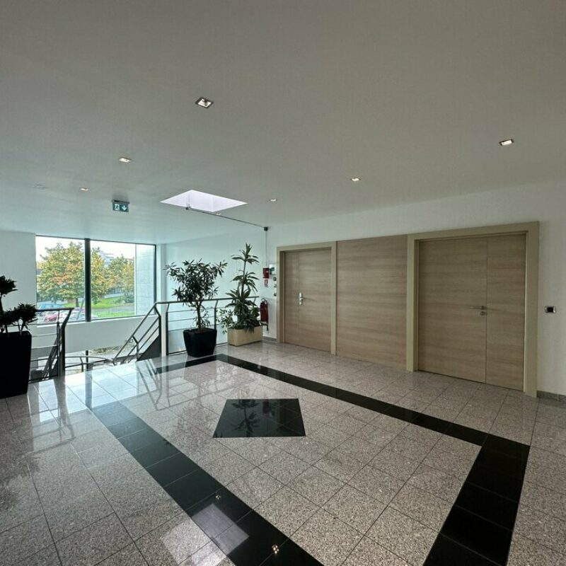 Location - 435 m² - SCHILTIGHEIM - 4