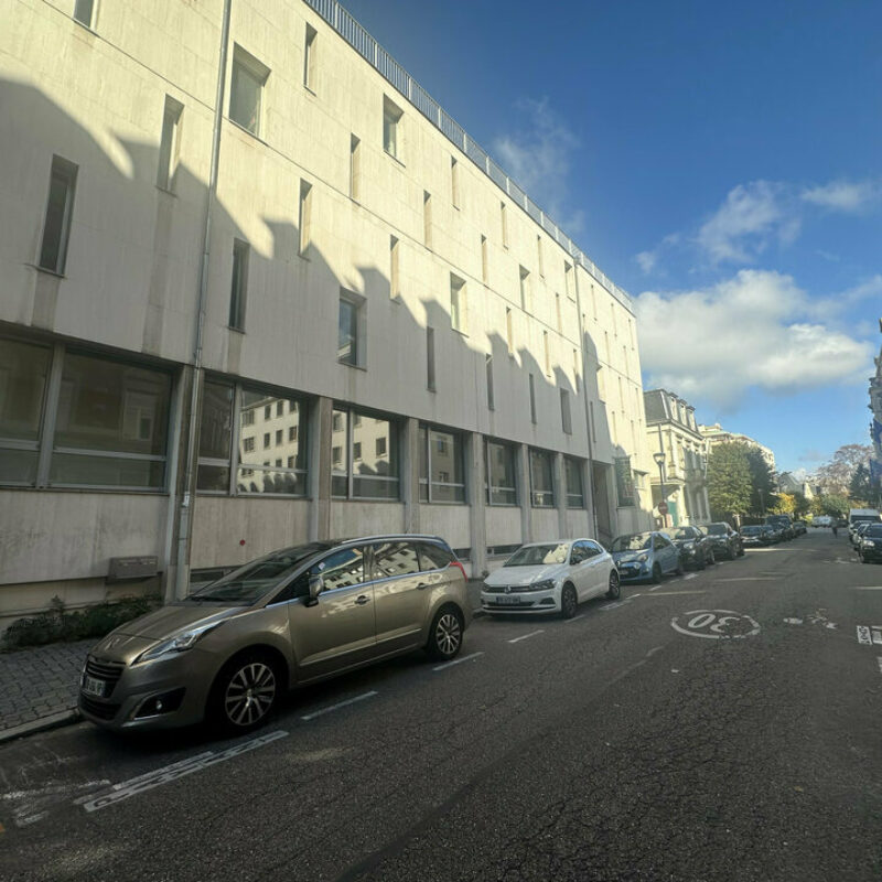 Location - 152.7 m² - STRASBOURG - 1