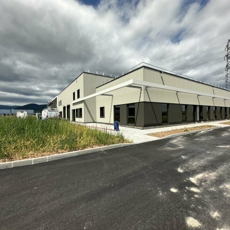 Location - 2878 m² - BERGHEIM - 2