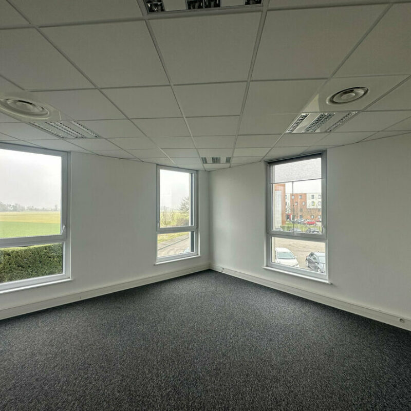 Location - 85.8 m² - ENTZHEIM - 2